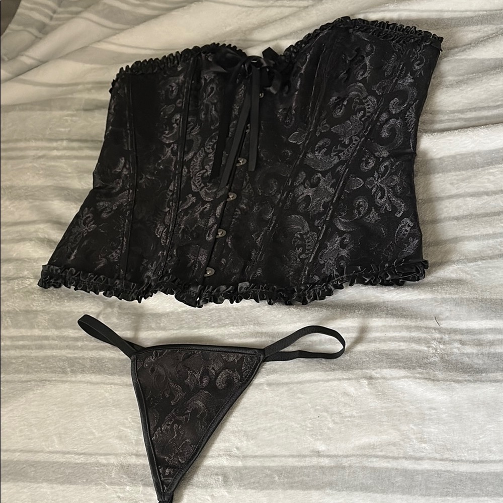 NWOT Black Corset and Panties with Intricate Detailing